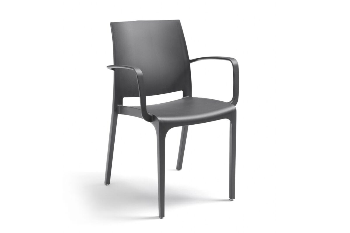 Volga Armchair