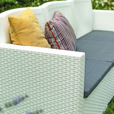 Pool sofas